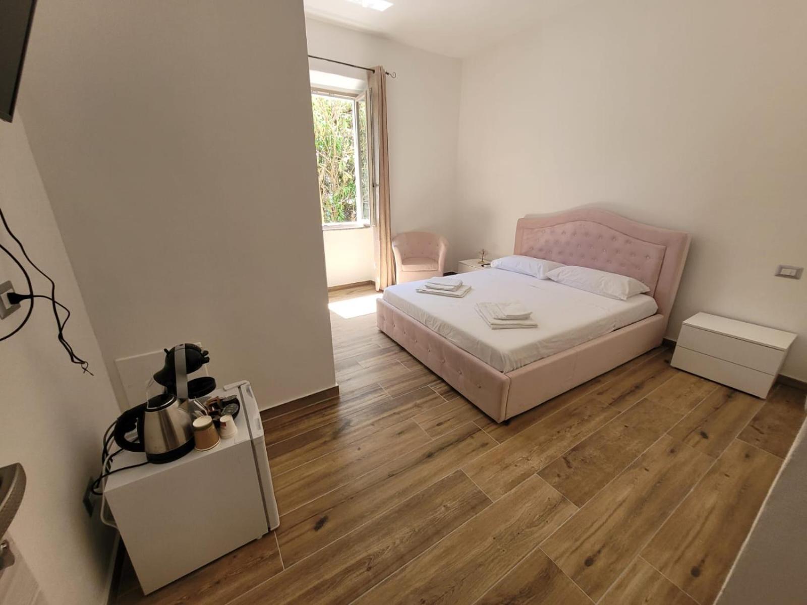 Stanza Nicoletta Bed & Breakfast Alghero Bagian luar foto