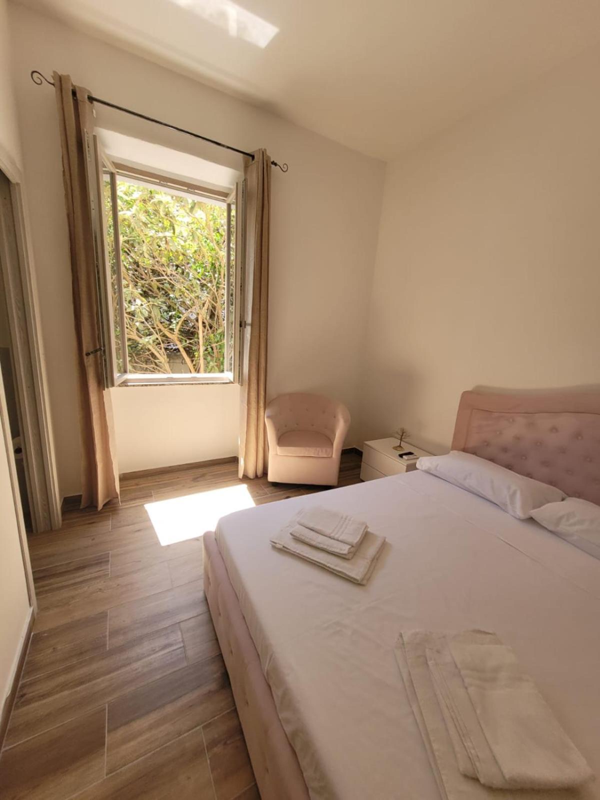 Stanza Nicoletta Bed & Breakfast Alghero Bagian luar foto